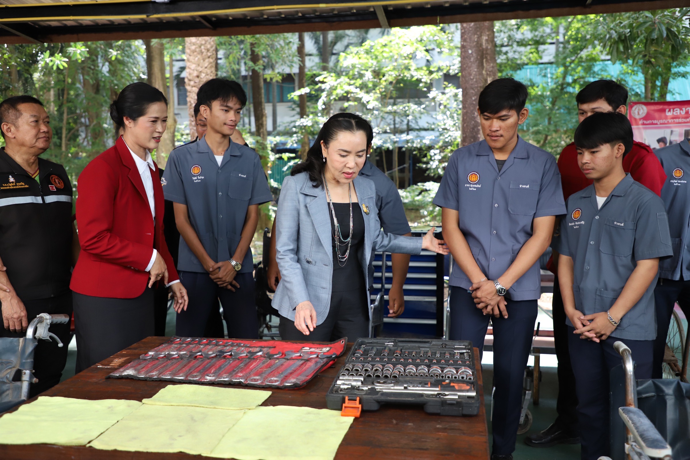 รูปภาพหน้าปก 05e13d64-17db-47fa-8438-27fce46d1b4e