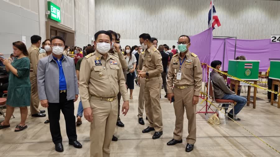 รูปภาพหน้าปก 9dd31231-bfb5-4883-b1d8-0e642581d5a4