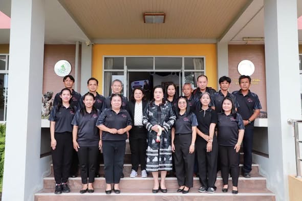 รูปภาพหน้าปก 54700f9d-60b5-4f31-bbcc-50117bed1cff