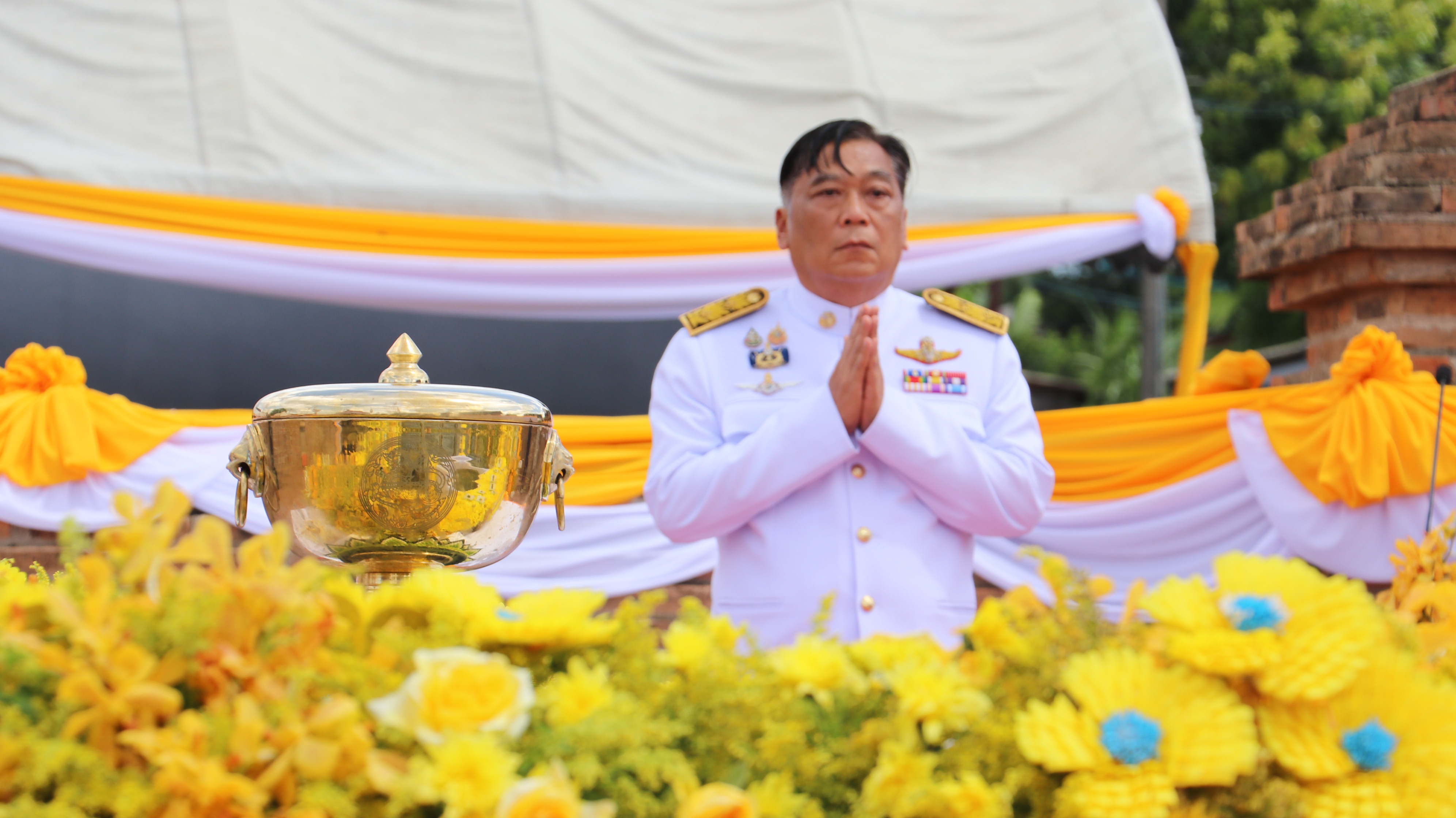 รูปภาพหน้าปก c658c4b9-b97a-4ed8-9843-fcf07dee2fc7
