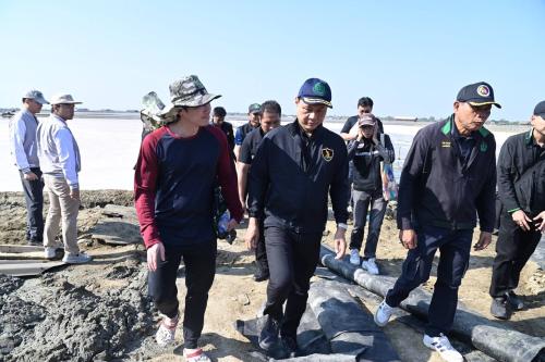รูปภาพหน้าปก 8e5c53ab-4f4a-48bc-ac2e-e634c687dff4