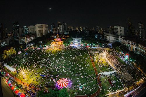 รูปภาพหน้าปก f1373829-d929-471d-b6ef-94a63ce0f9ed