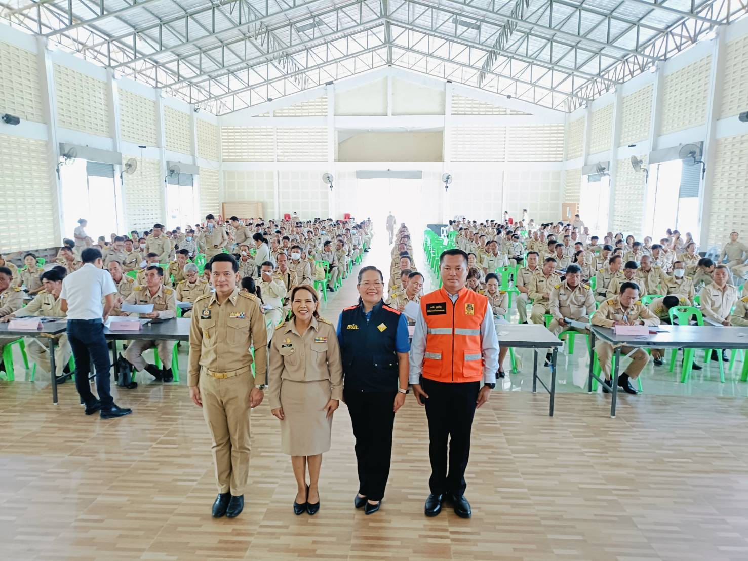 รูปภาพหน้าปก 018f34a4-5428-45d4-9e3d-8f00f3325375