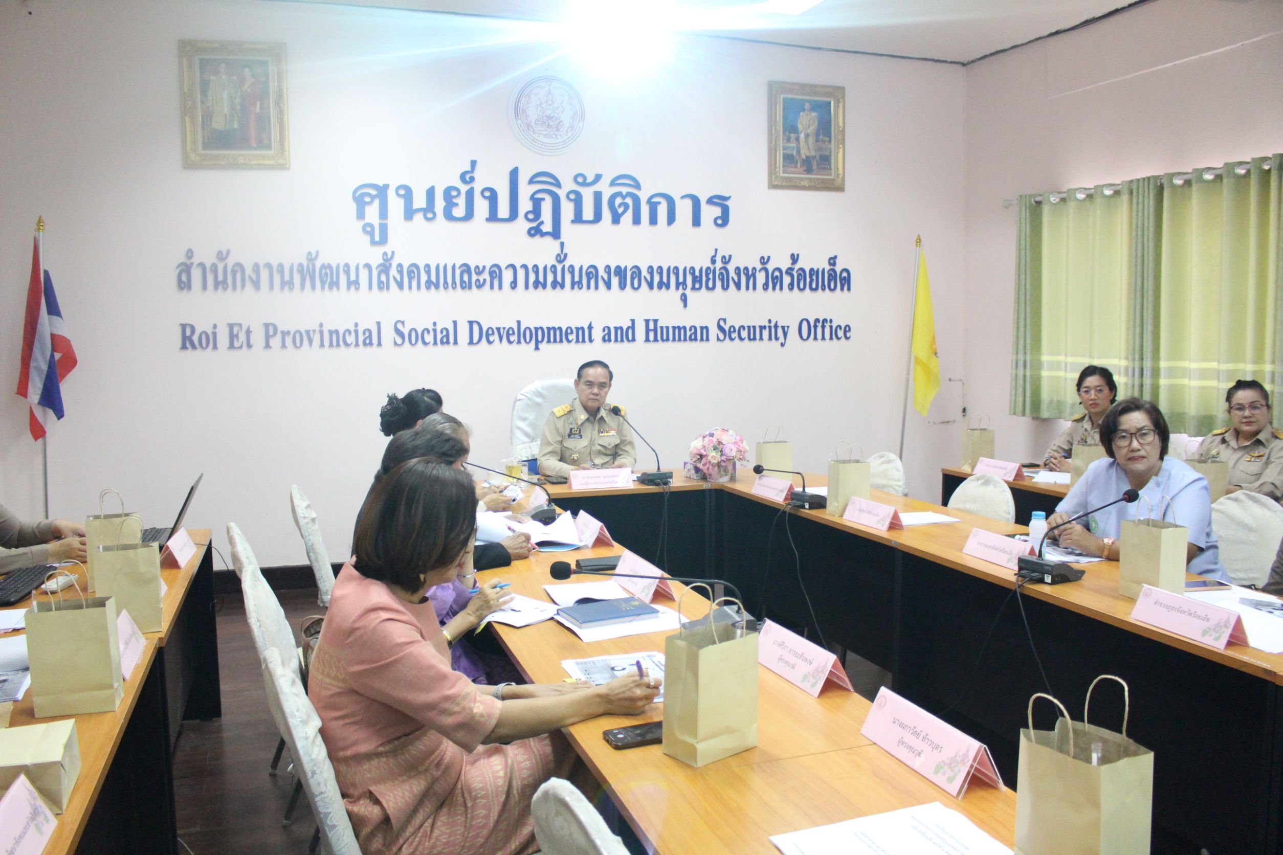 รูปภาพหน้าปก 390213af-6223-4a2e-bf78-13c94f5b3f6a