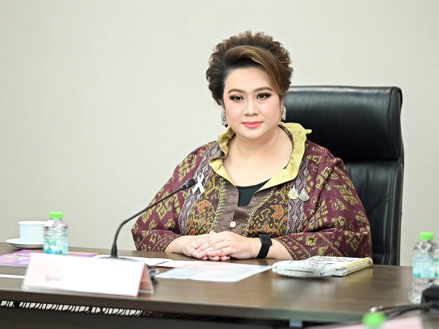 รูปภาพหน้าปก 33e04235-0bd4-4c38-89f6-8d35bc07643d