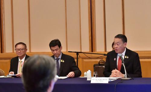 รูปภาพหน้าปก 0e7d7004-a97f-45f5-b5e9-abb4c8d8636c