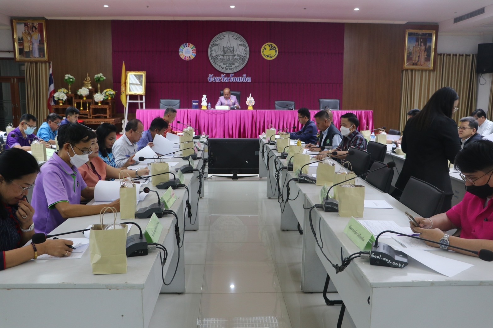 รูปภาพหน้าปก c9761c07-5c4f-41ce-aaae-d6bd8e787386