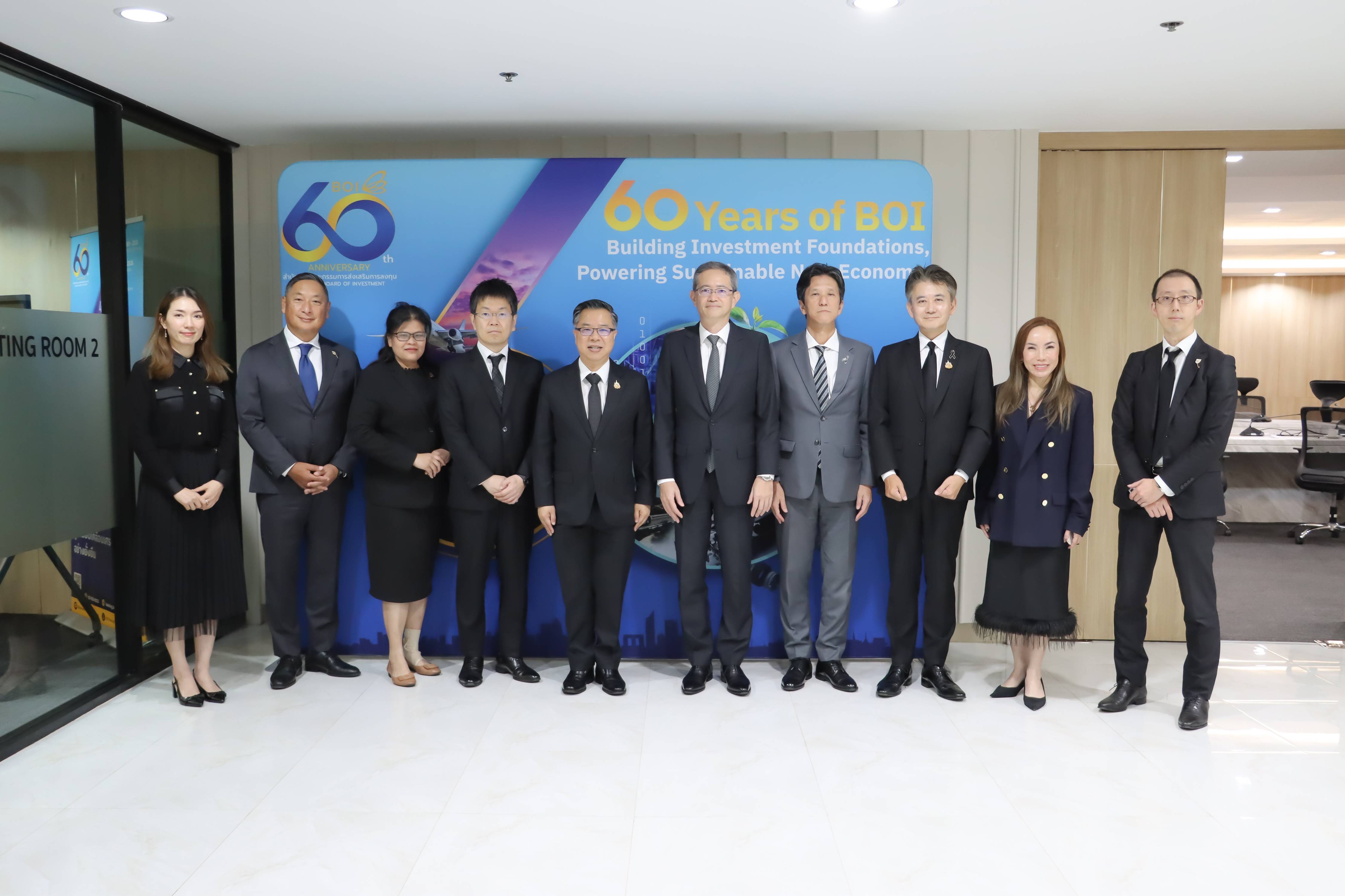 รูปภาพหน้าปก f39e37bf-a3a2-471a-99f5-3c17b7b2172b