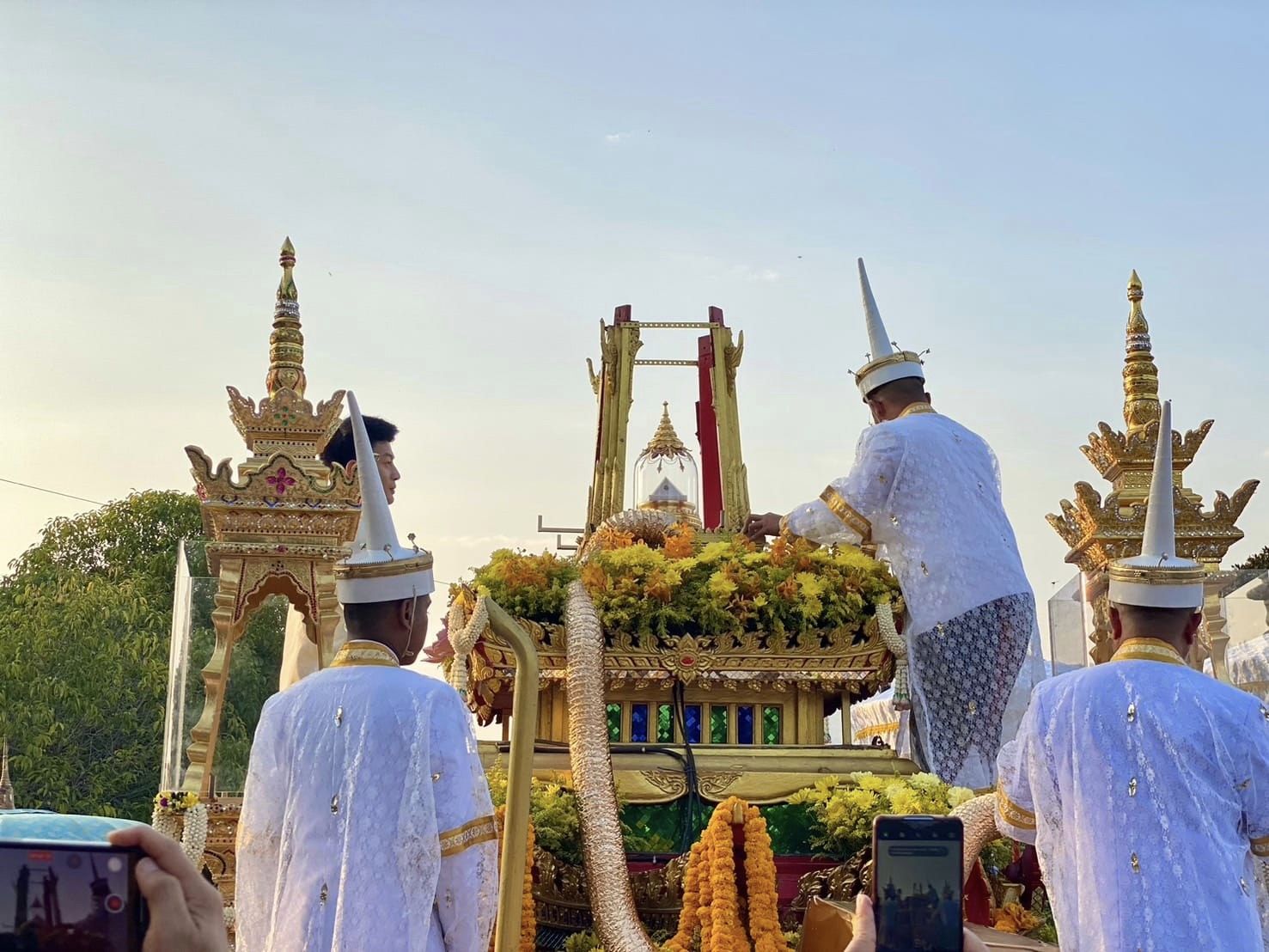 รูปภาพหน้าปก 3f0dc680-9280-4586-8469-cdf33d5afbda