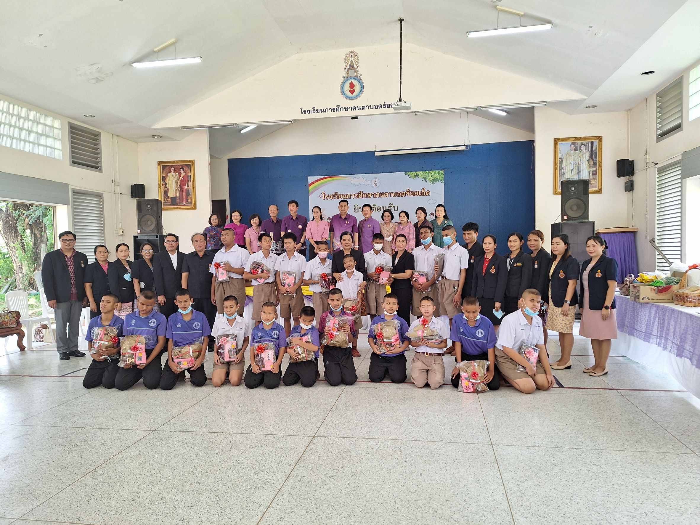 รูปภาพหน้าปก 3a433212-96b3-474a-a209-6bb923b5c5d0