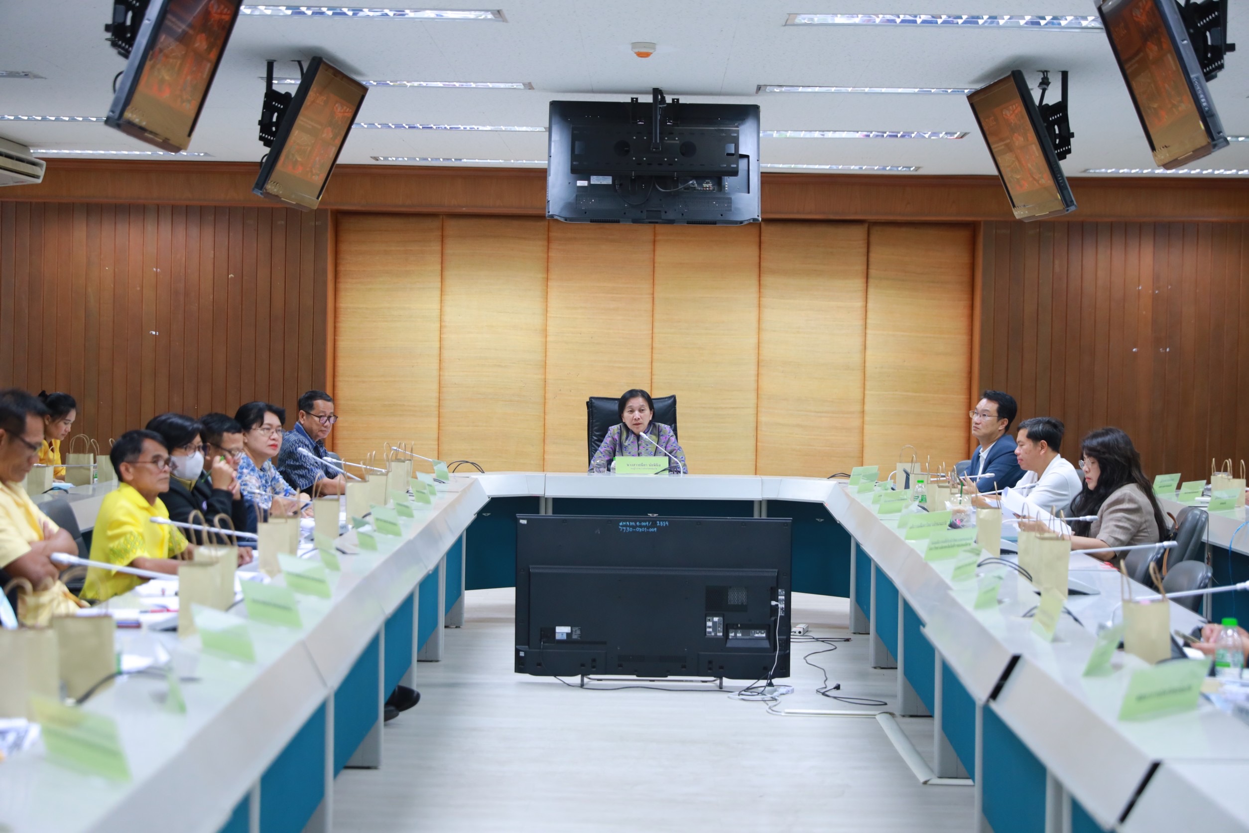 รูปภาพหน้าปก 2a18c112-7b30-4a8f-b91b-11396e678004
