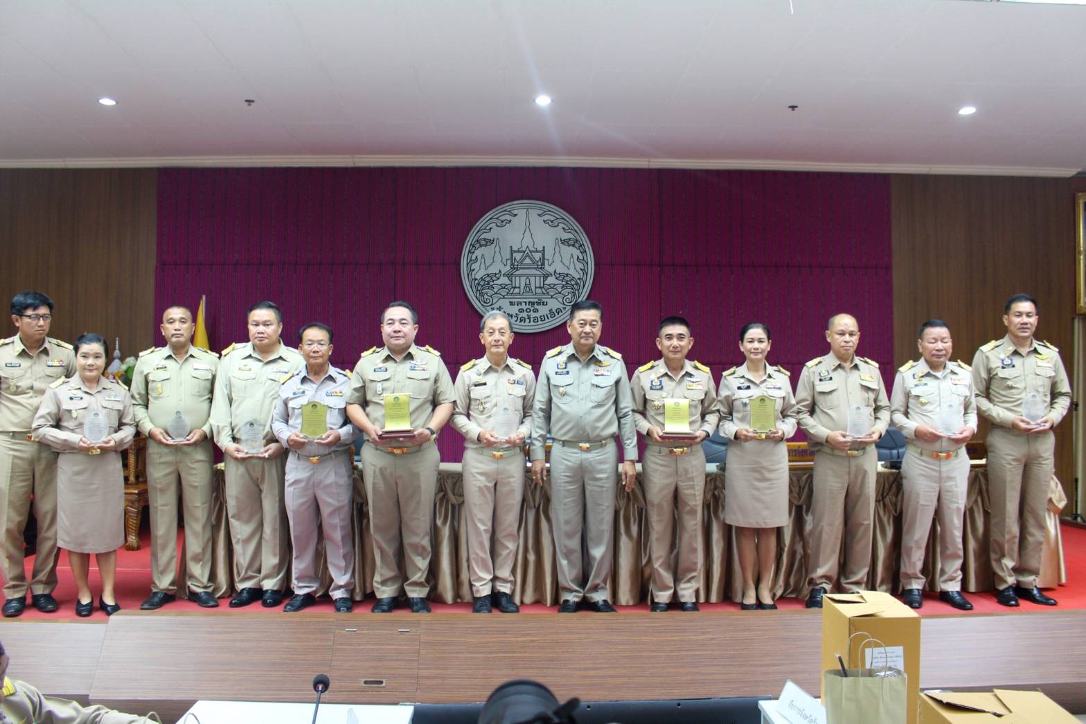 รูปภาพหน้าปก 93a85c06-5ff6-4db6-9979-feecf89c3f91