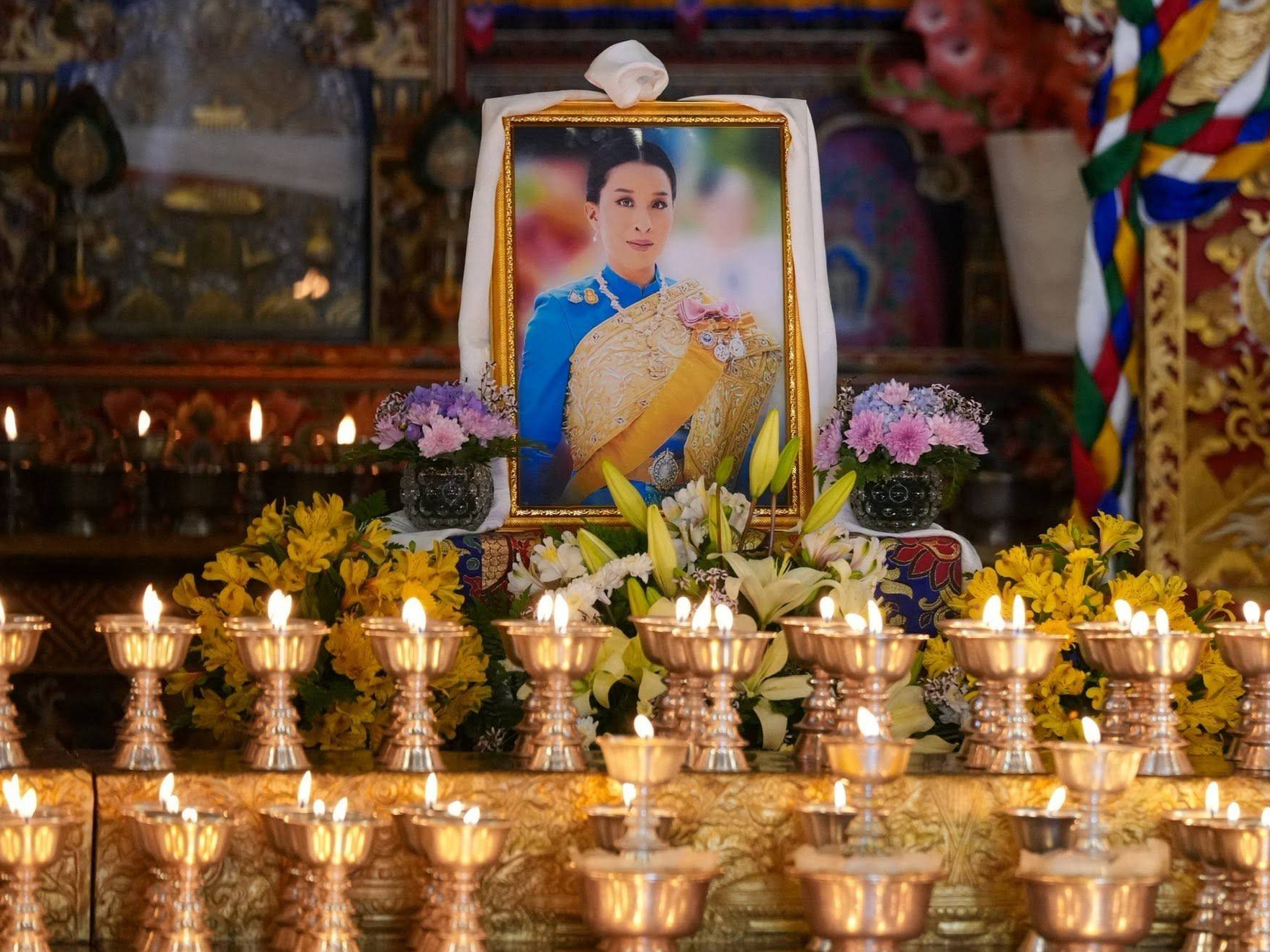 รูปภาพหน้าปก 9c3d3938-a634-4ab5-a9e8-c094ea3a62ca
