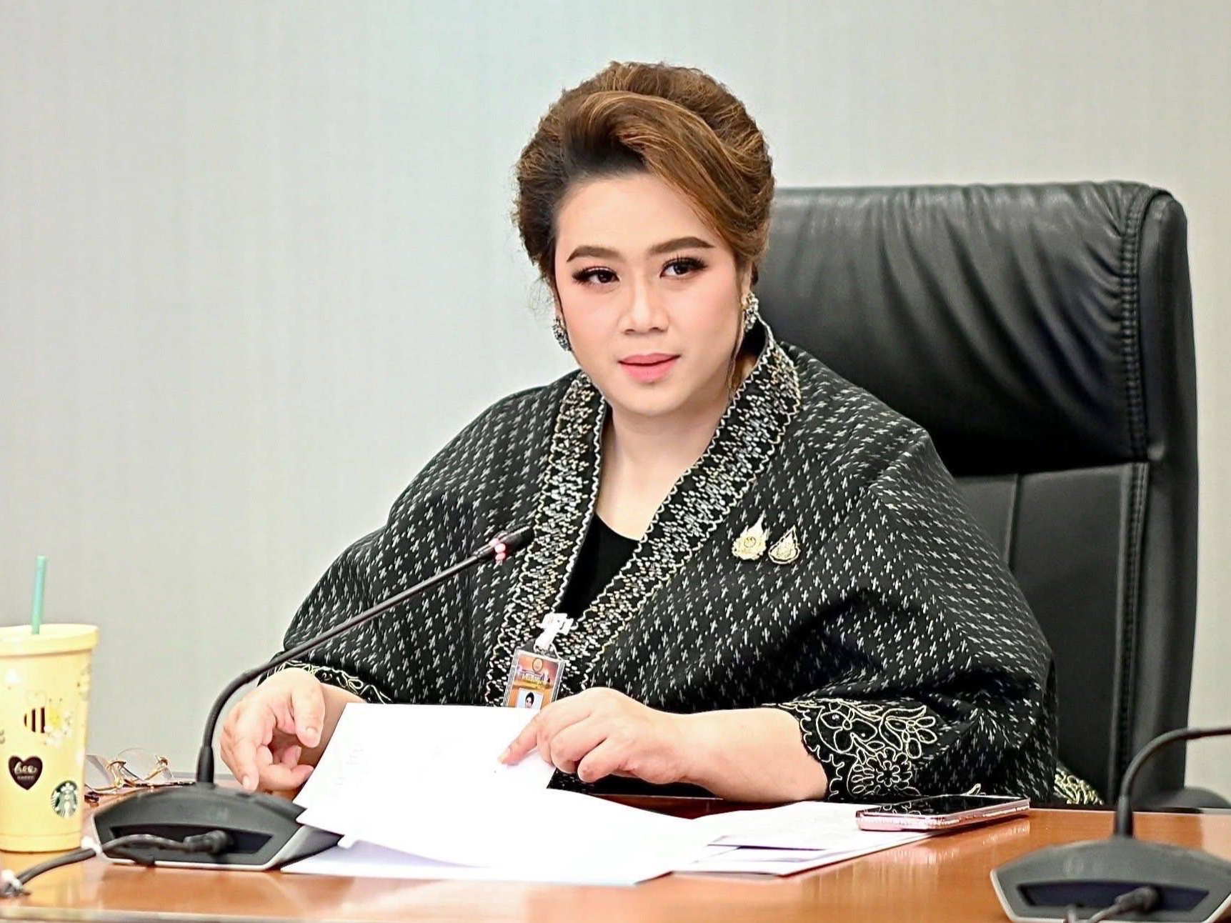 รูปภาพหน้าปก d0ff14d1-55a9-4053-a8c3-f12c2639bf95