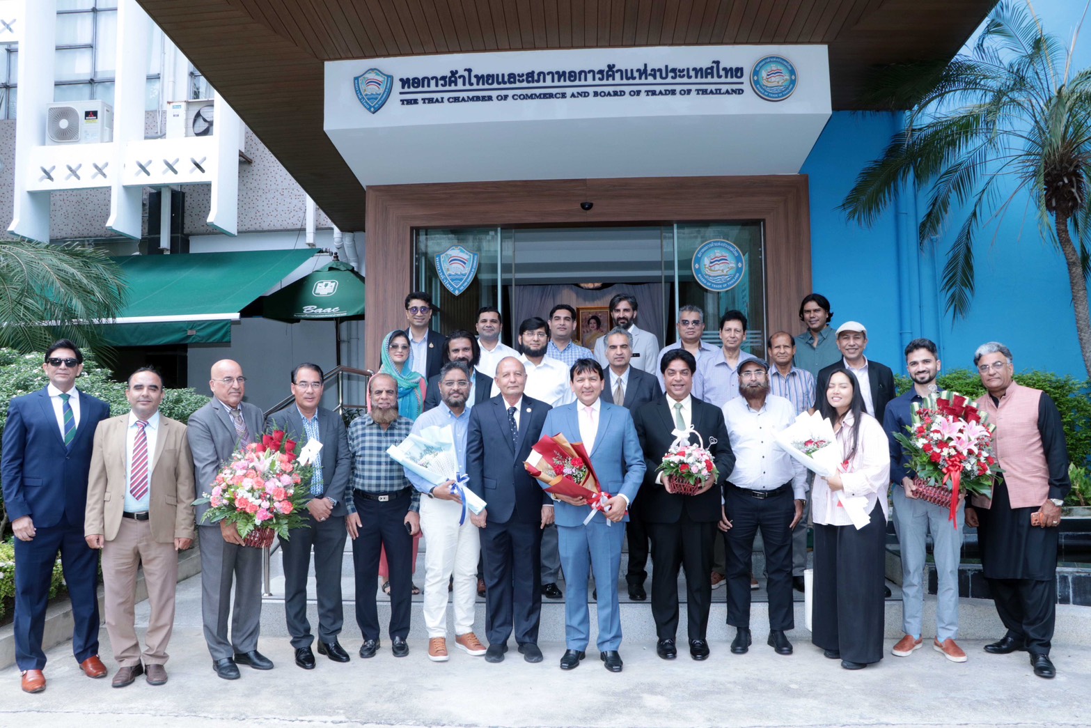 รูปภาพหน้าปก c08bd757-697d-4aa7-bc0b-75d8496b05bf