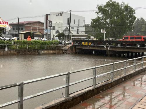 รูปภาพหน้าปก d8991b86-eeb8-49fb-bfdb-de896c806179