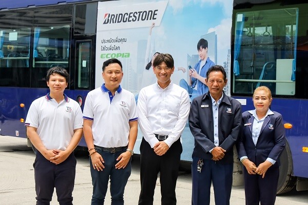 รูปภาพหน้าปก c0a64e90-e3c0-47d0-b9cc-85fd161a6a99