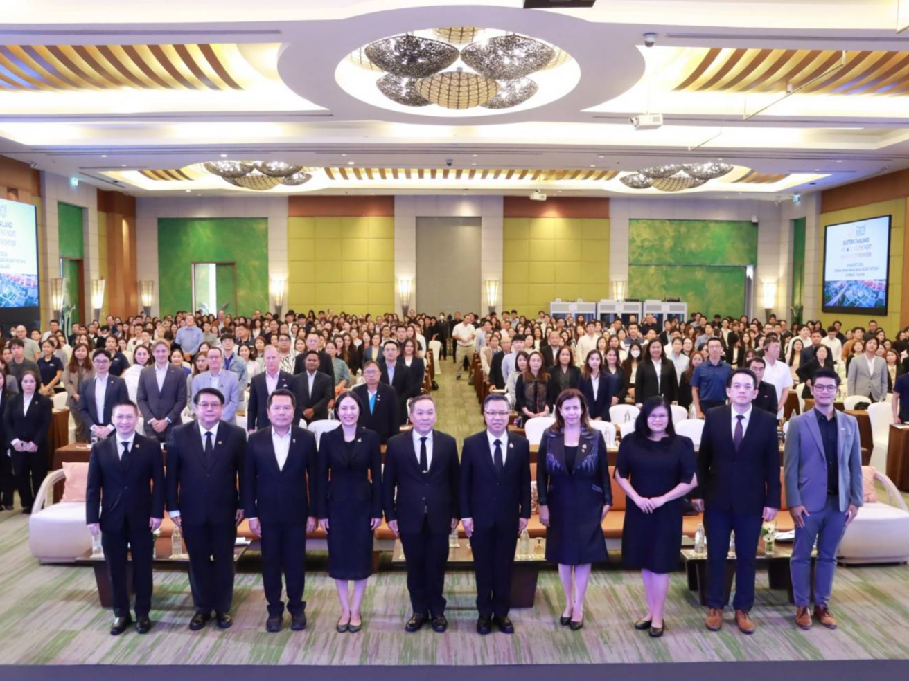 รูปภาพหน้าปก 2a9dc522-ccdf-40fe-92f0-6e1f1a8500c4