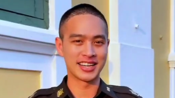 รูปภาพหน้าปก 7f079c87-335e-4b29-b888-f607a2a7bf2b