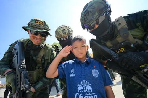 รูปภาพหน้าปก 6c1f6f9f-ebea-45a5-96d2-c85cfadb1bc9