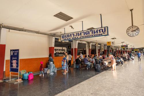 รูปภาพหน้าปก 7b72a00f-2236-4845-ac8d-862b23728ad2