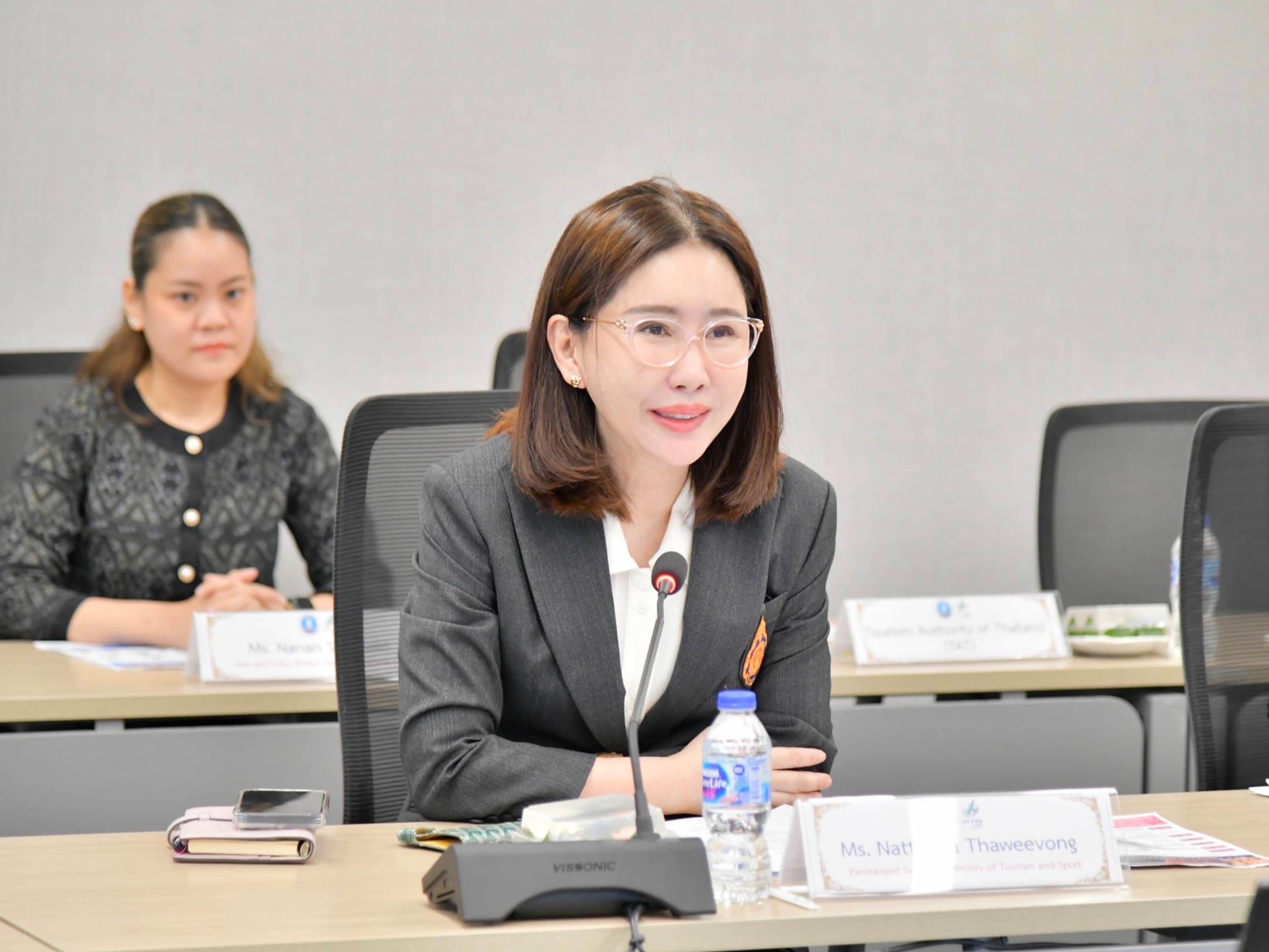 รูปภาพหน้าปก b46c4517-c36d-406d-a4fb-4b20aeace126