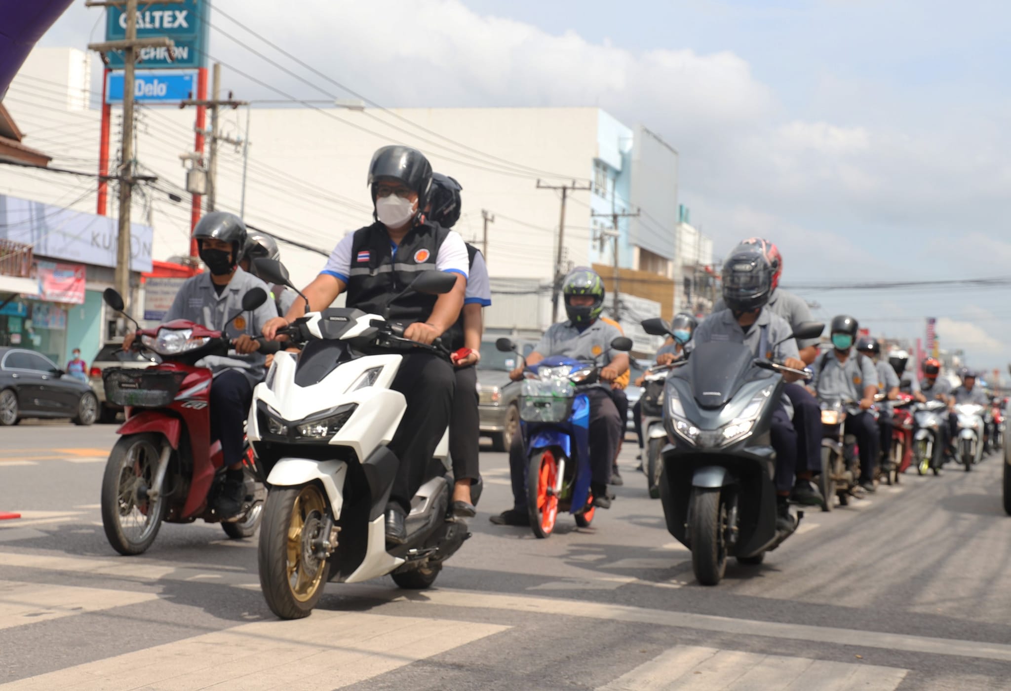 รูปภาพหน้าปก 731f23d4-c63d-4058-8f22-66c1f061f3c6