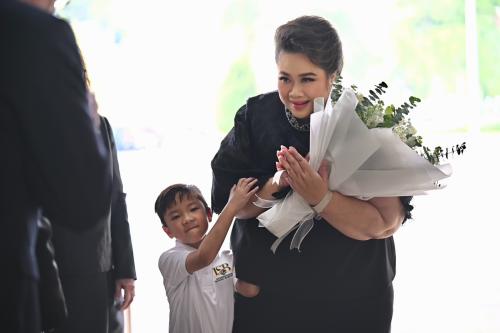 รูปภาพหน้าปก a60531f7-86a5-4bf8-8e6c-3714ad2cea13