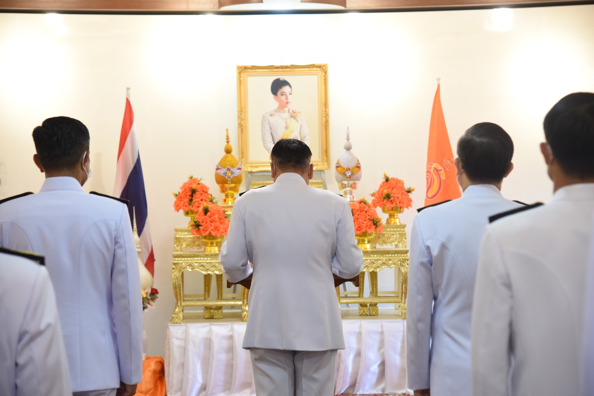 รูปภาพหน้าปก 0049978d-c18a-4e3c-890c-1bdae02db346