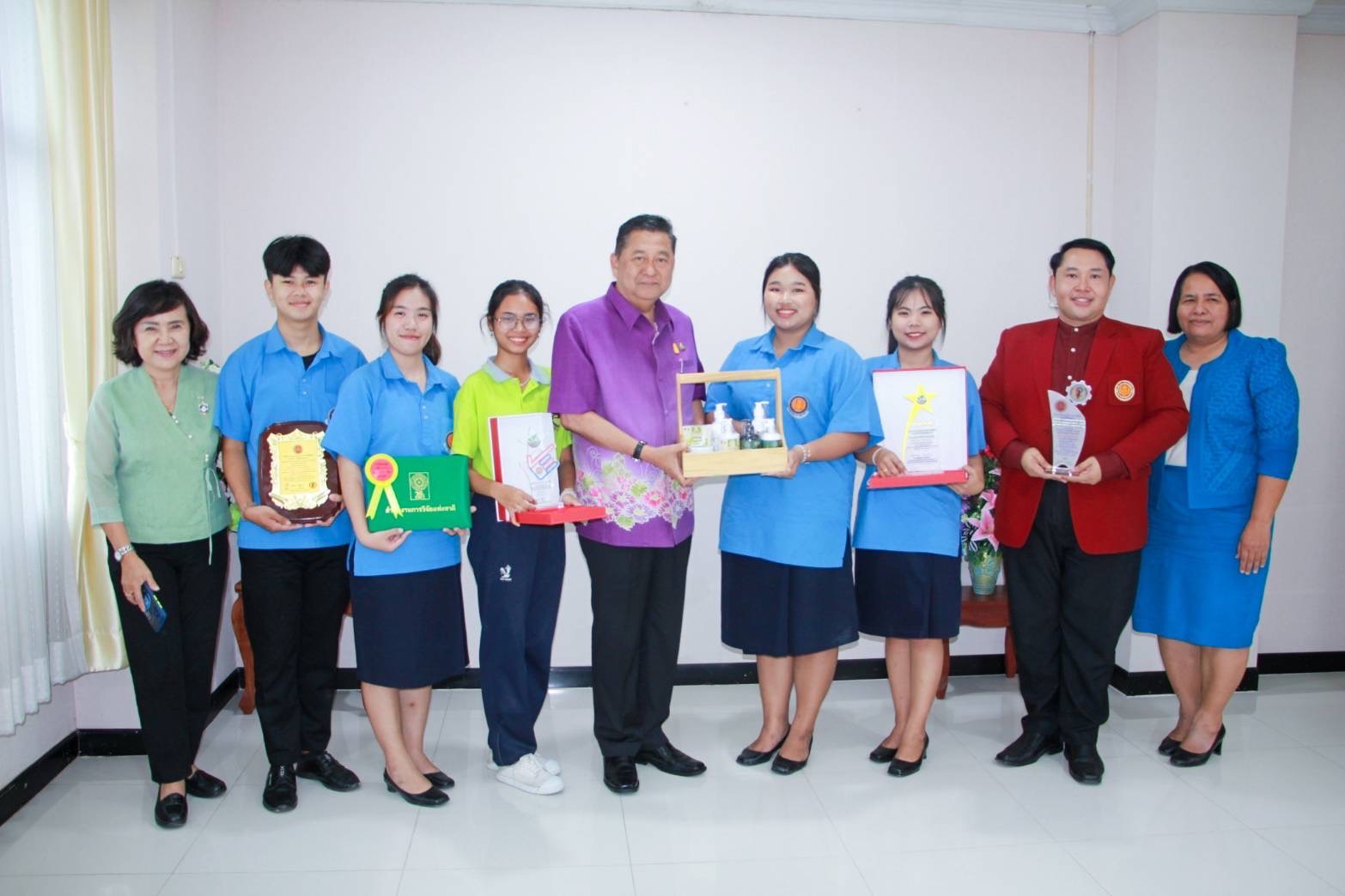 รูปภาพหน้าปก d6444444-5c0b-49d3-af4c-bfcb4fb1bf00